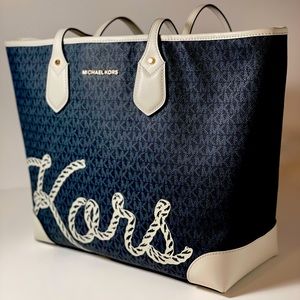 Michael Kors Eva Large Printed Canvas Tote Bag